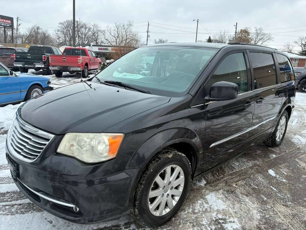 Used 2014 Chrysler Town & Country Touring