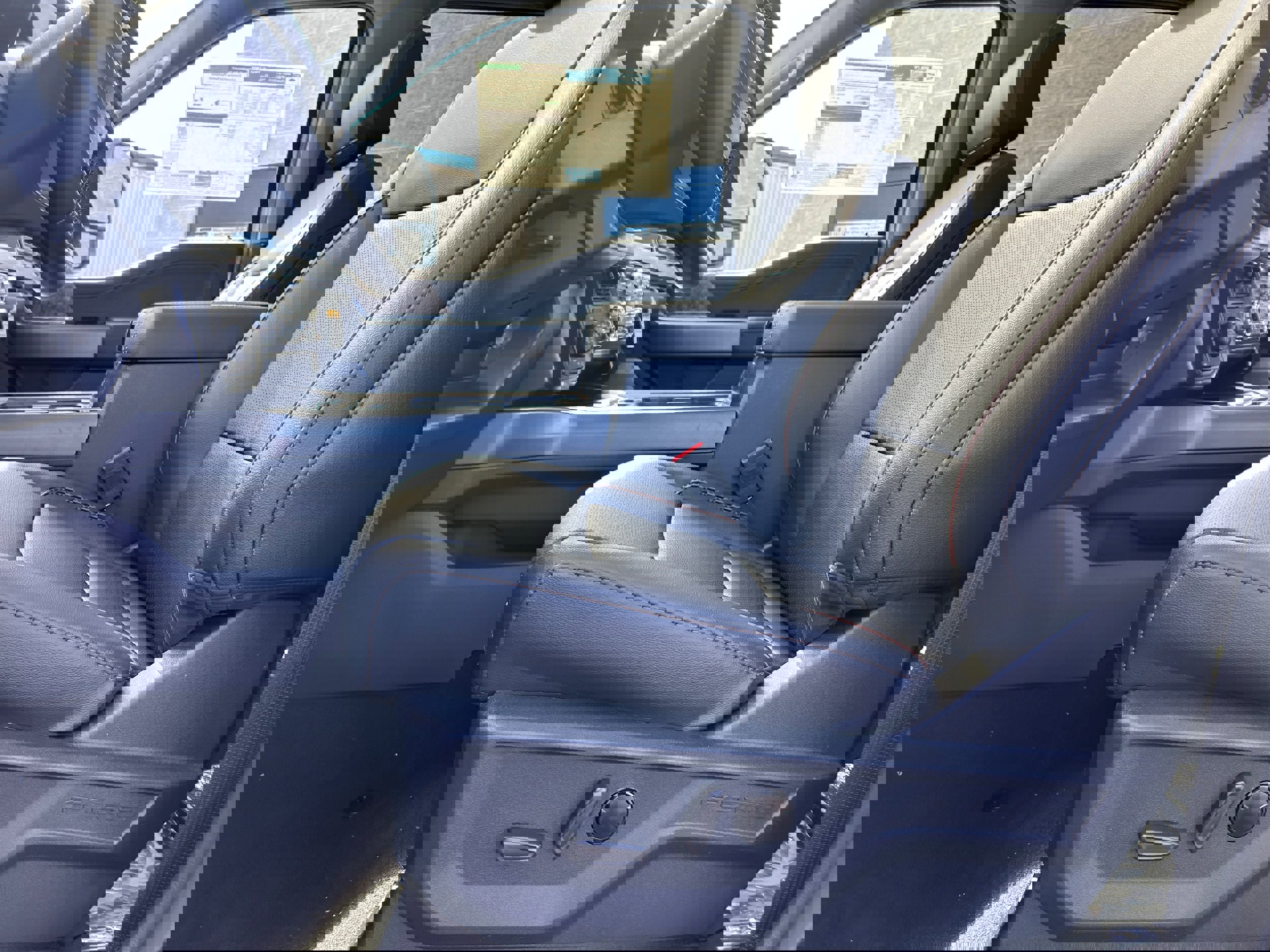 New 2026 Ford F350 Lariat w/ Tremor Off-Road Package image 47