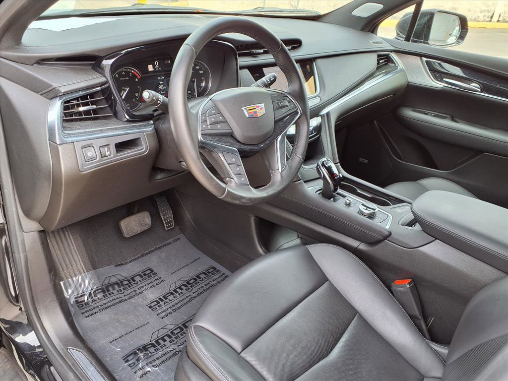 Certified 2023 Cadillac XT5 Premium Luxury w/ LPO, Floor Liner Package image 19
