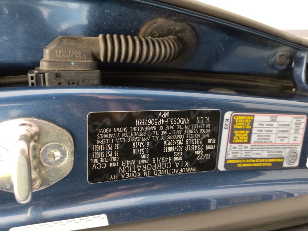 Used 2023 Kia Niro EX image 33