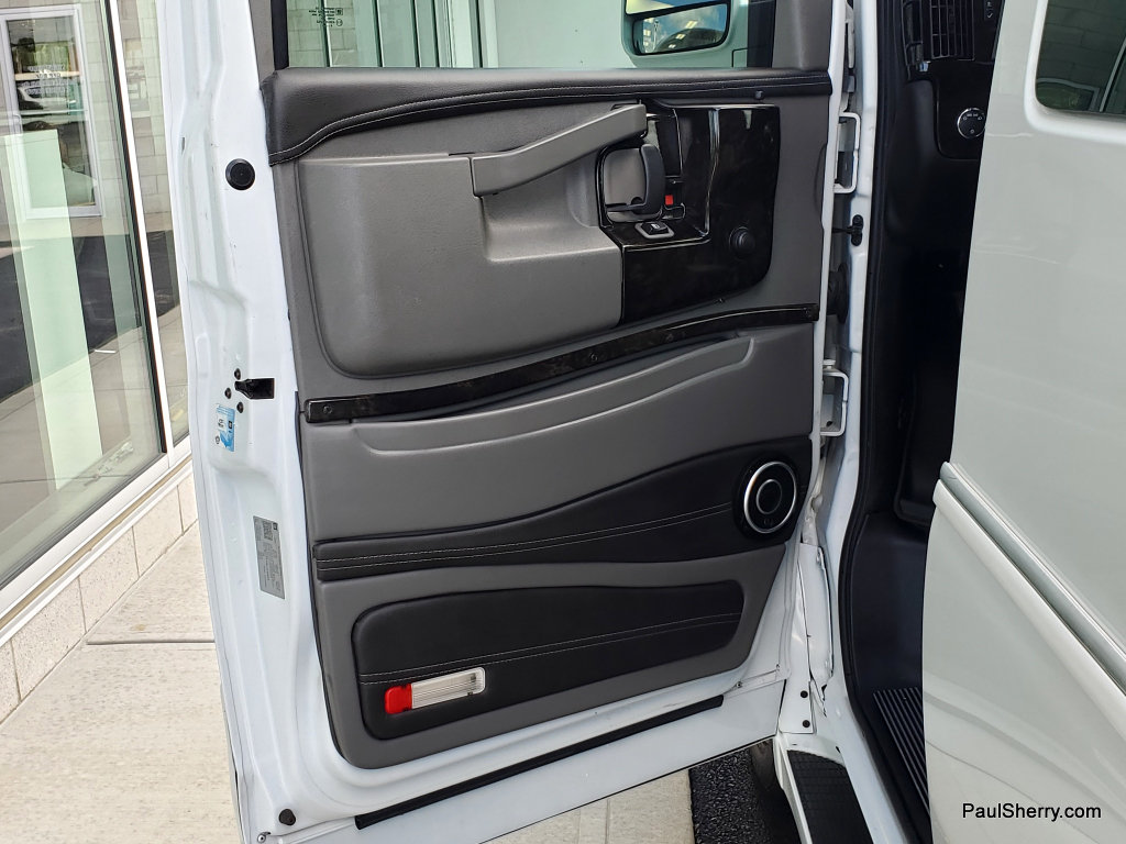 Used 2020 Chevrolet Express 2500 w/ Enhanced Convenience Package RWD image 38