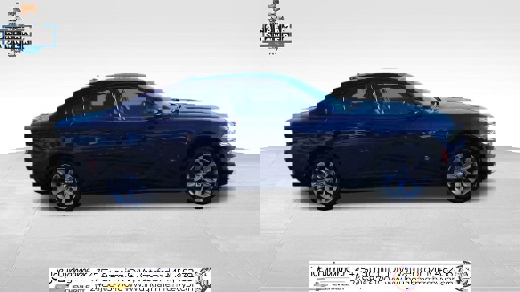 Used 2015 Dodge Charger SXT image 9