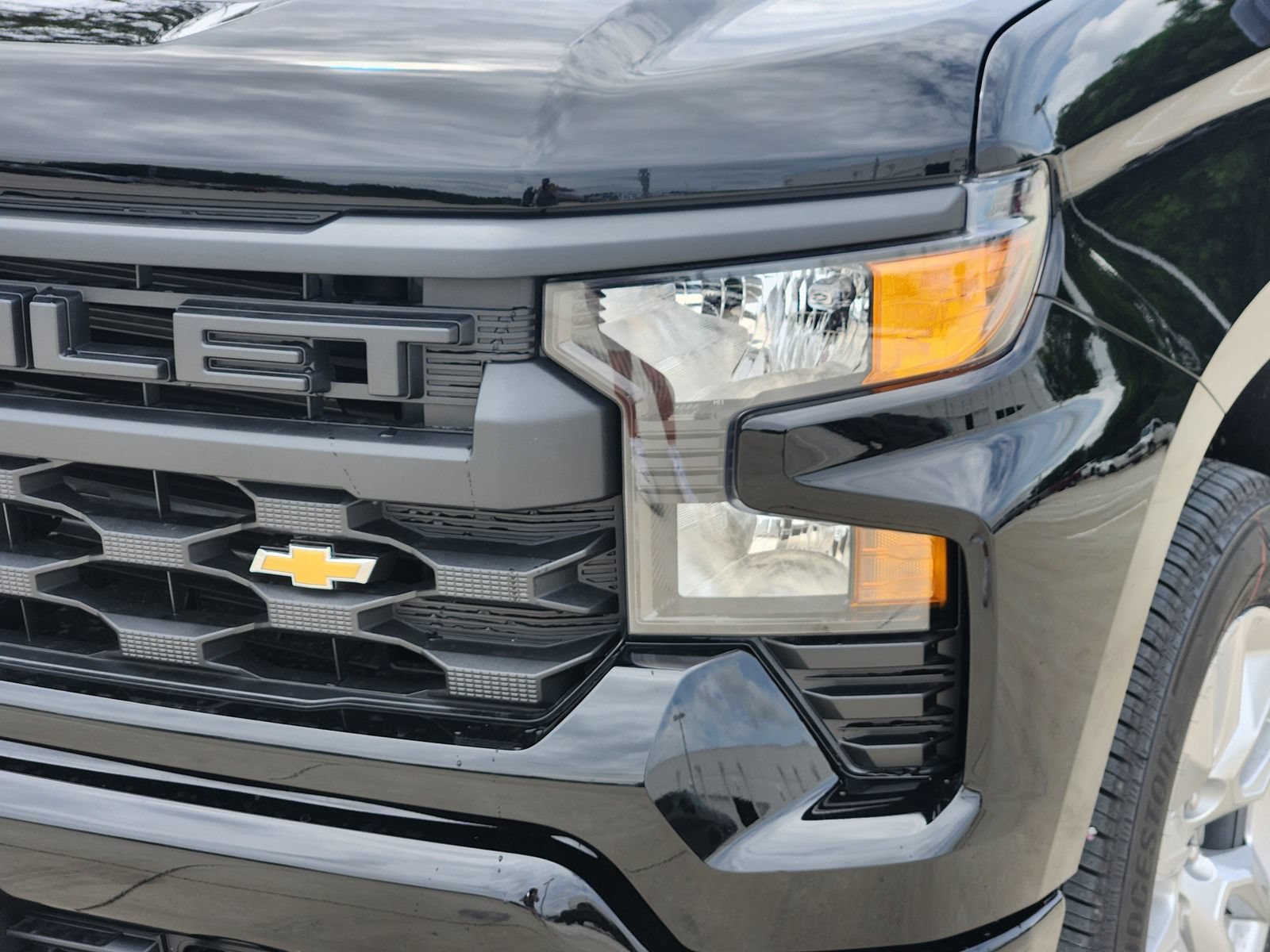 New 2026 Chevrolet Silverado 1500 Custom RWD image 9