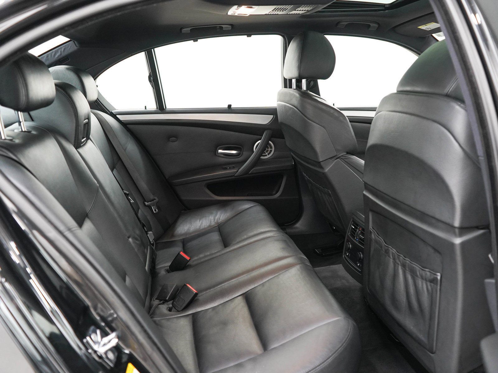 Used 2008 BMW M5 RWD image 12