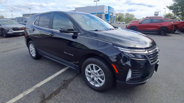 Certified 2022 Chevrolet Equinox LT AWD/4WD image 2