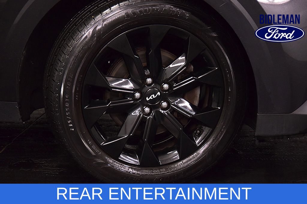 Used 2024 Kia Carnival SX Prestige FWD image 12