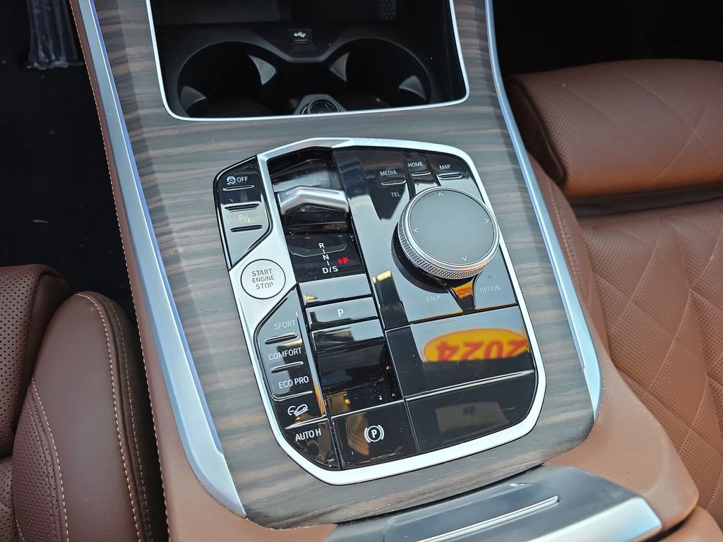 Used 2024 BMW X5 xDrive40i w/ Premium Package image 30