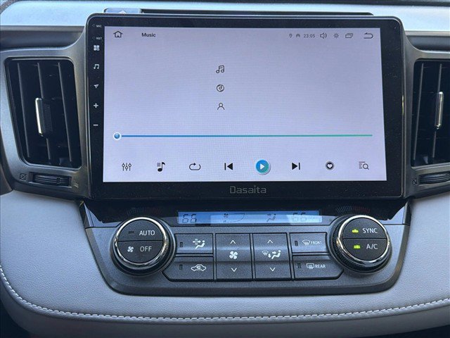 Used 2015 Toyota RAV4 XLE AWD/4WD image 17