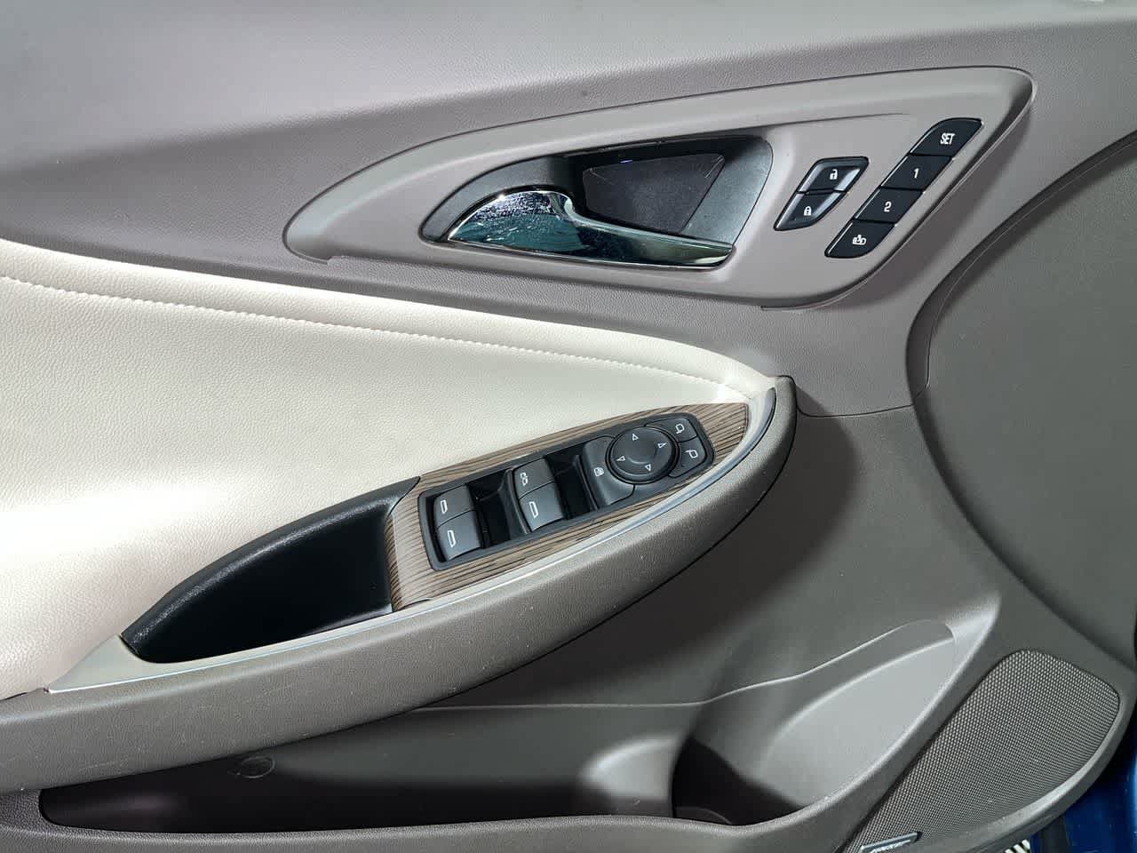 Used 2024 Chevrolet Malibu LT FWD image 13
