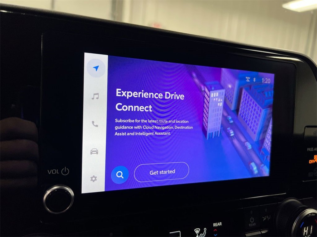 Used 2023 Toyota Highlander LE image 14