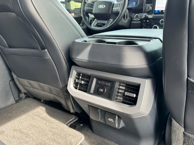 Used 2023 Ford F350 Lariat w/ Tow Technology Package AWD/4WD image 25