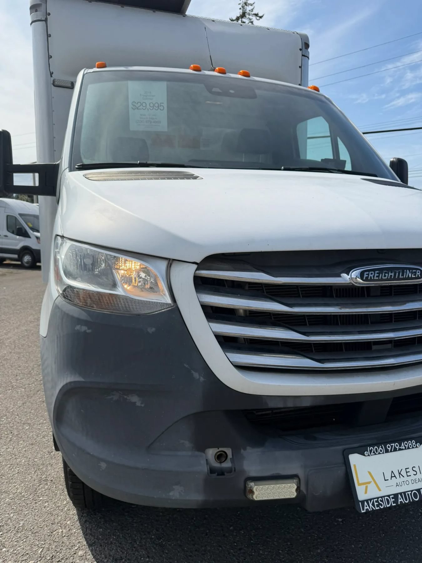 Used 2019 Freightliner Sprinter 3500 w/ Premium Package RWD image 26