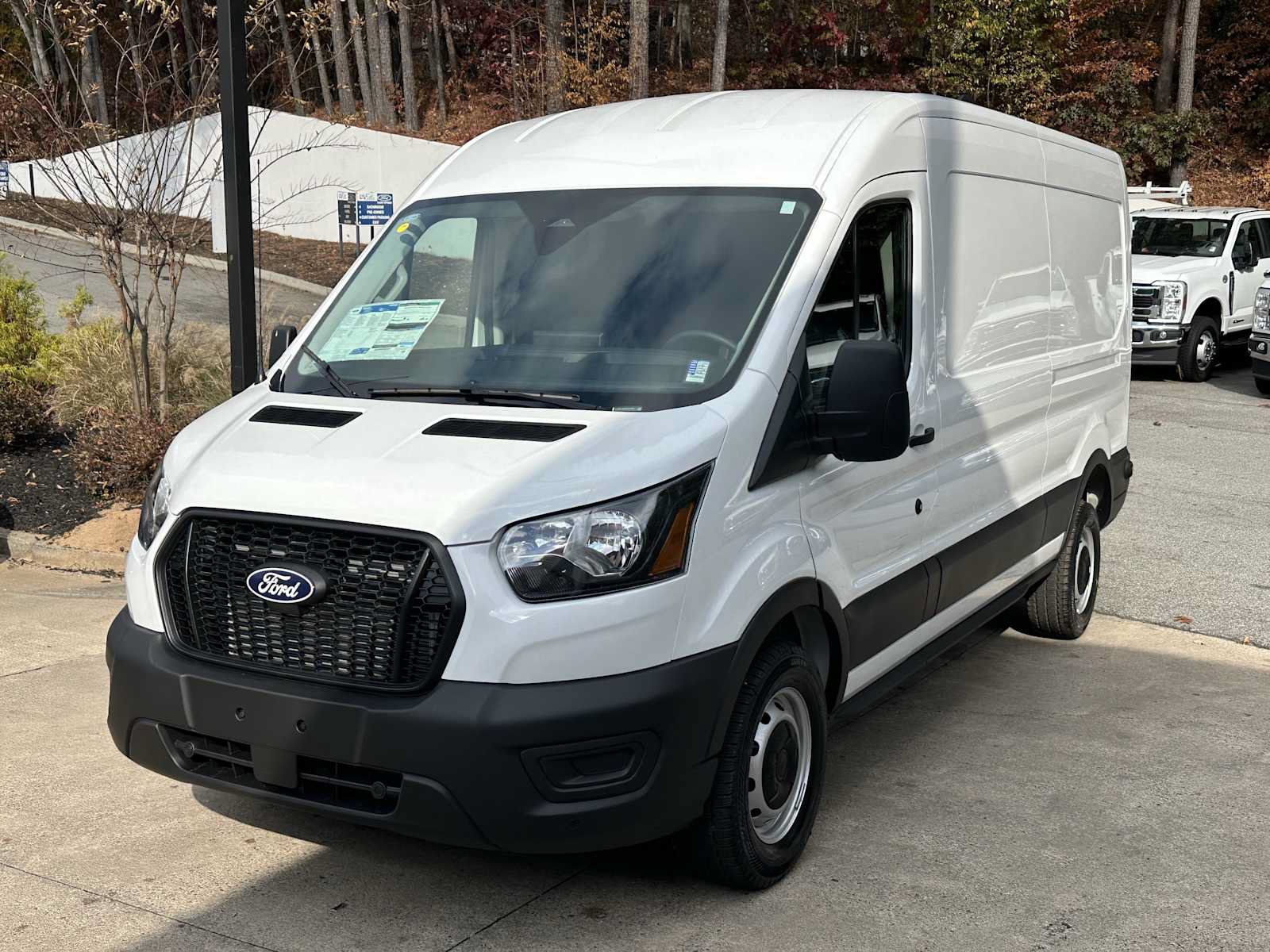 New 2026 Ford Transit 250 148 Medium Roof w/ Load Area Protection Package RWD image 3