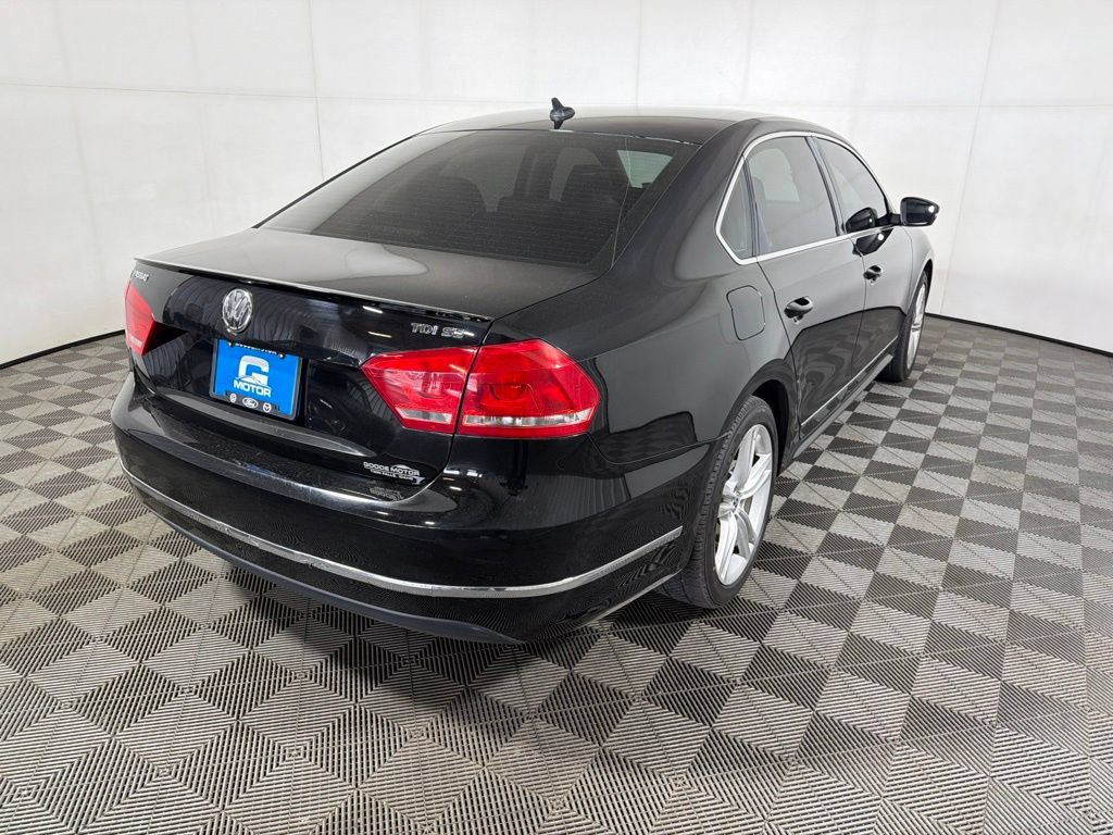 Used 2014 Volkswagen Passat TDI SE FWD image 7