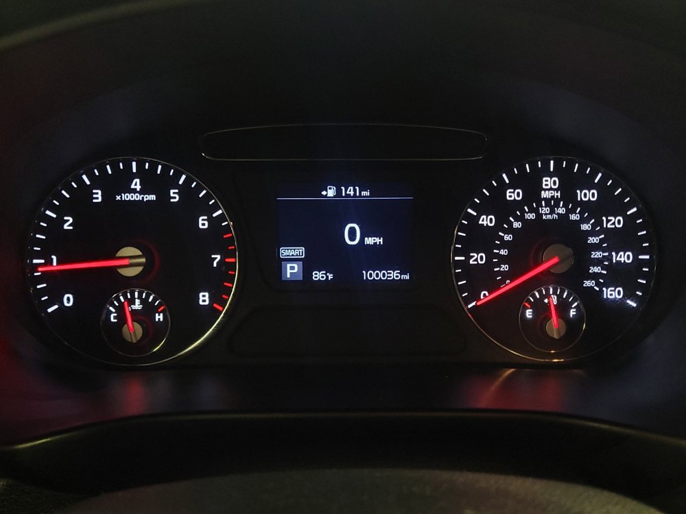 Used 2020 Kia Sorento LX FWD image 23