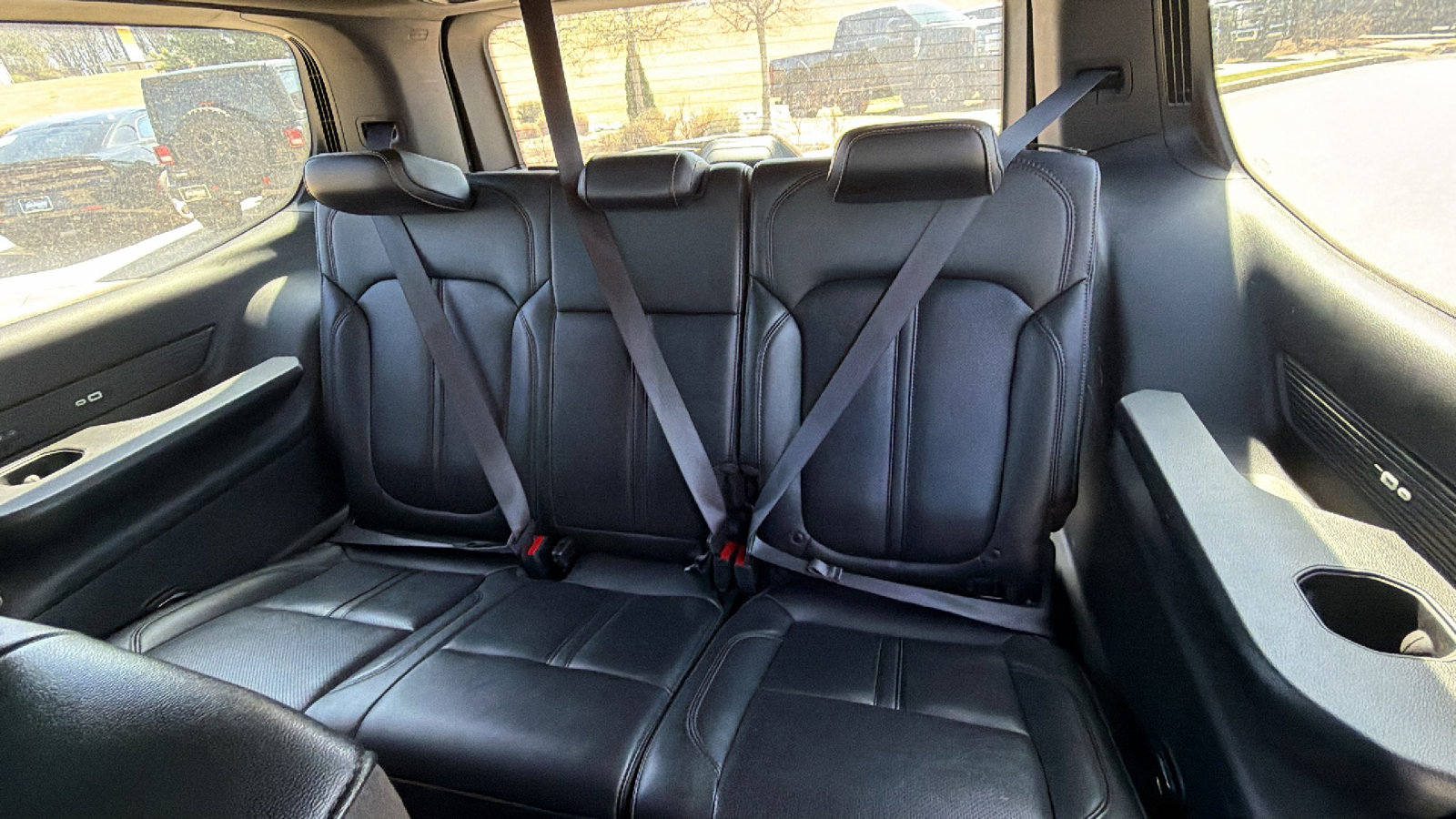 Used 2023 Jeep Wagoneer Series III w/ Preferred Equipment Group image 25