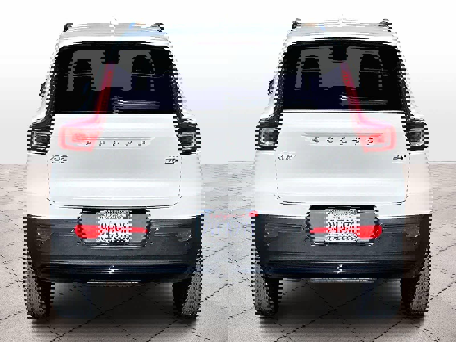 Used 2026 Volvo XC40 B5 Plus w/ Protection Package Premier image 7