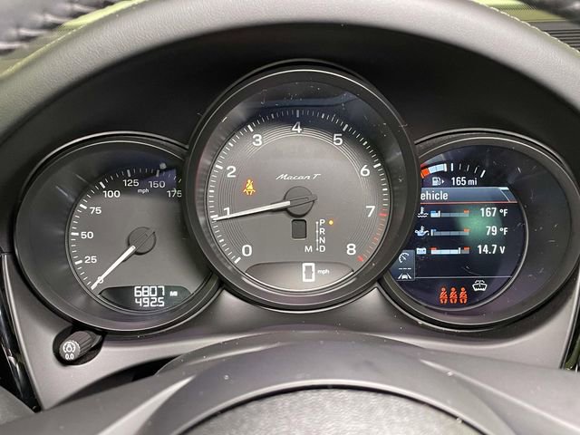 Certified 2025 Porsche Macan Turbo image 45