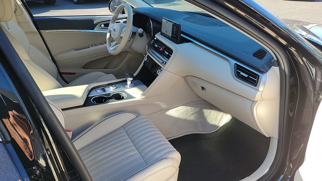 Used 2026 Genesis G70 2.5T Prestige image 37