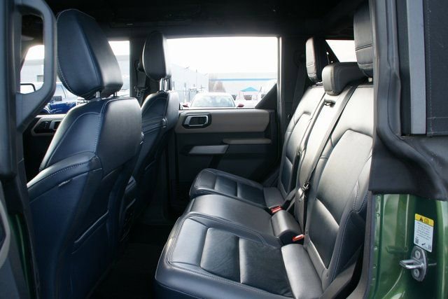 Used 2023 Ford Bronco Wildtrak image 28