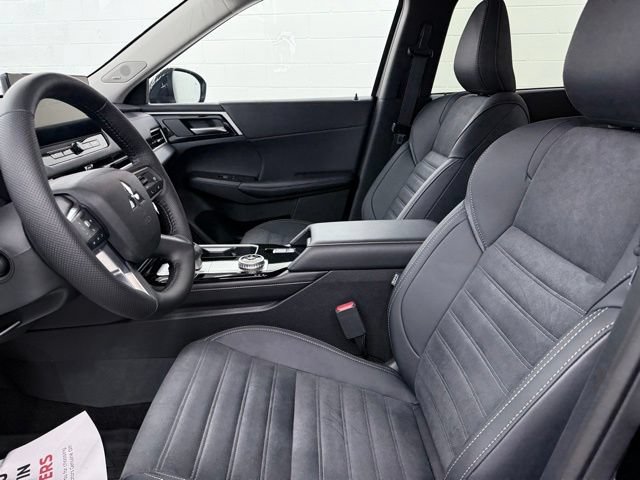 New 2026 Mitsubishi Outlander SE FWD image 18