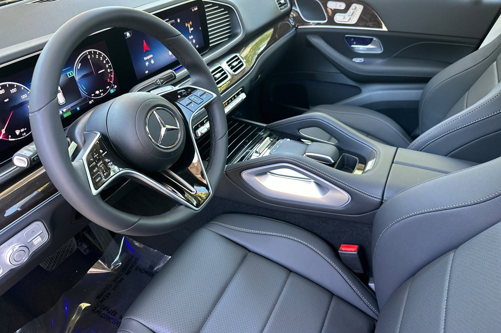 New 2026 Mercedes-Benz GLE 450e 4MATIC image 4