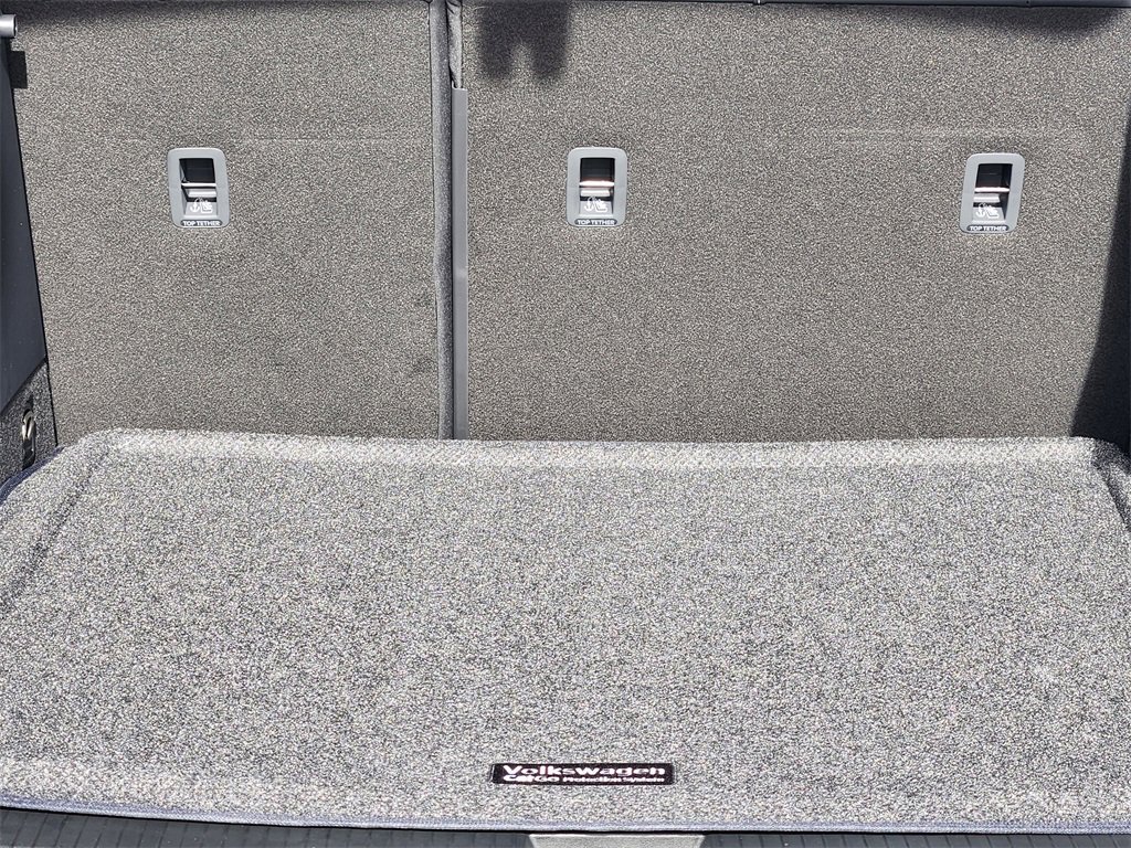 New 2026 Volkswagen Tiguan SE R-Line image 22