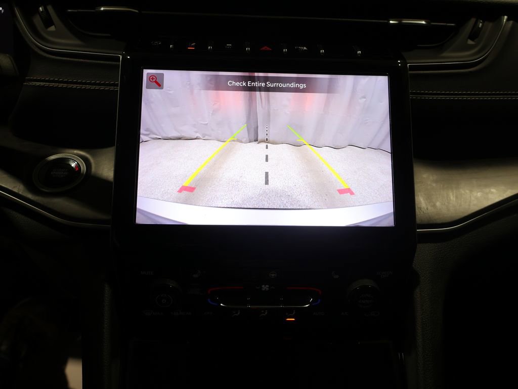 Used 2023 Jeep Grand Cherokee L Limited image 28