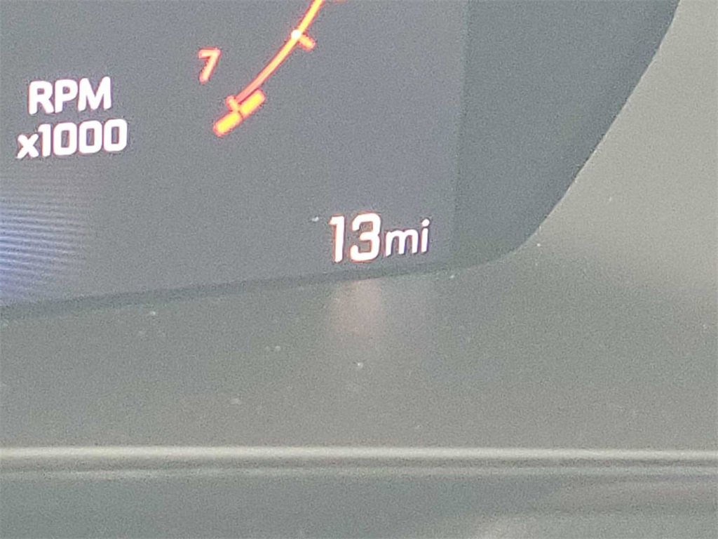 New 2024 Chevrolet Colorado LT w/ LT Convenience Package III image 12