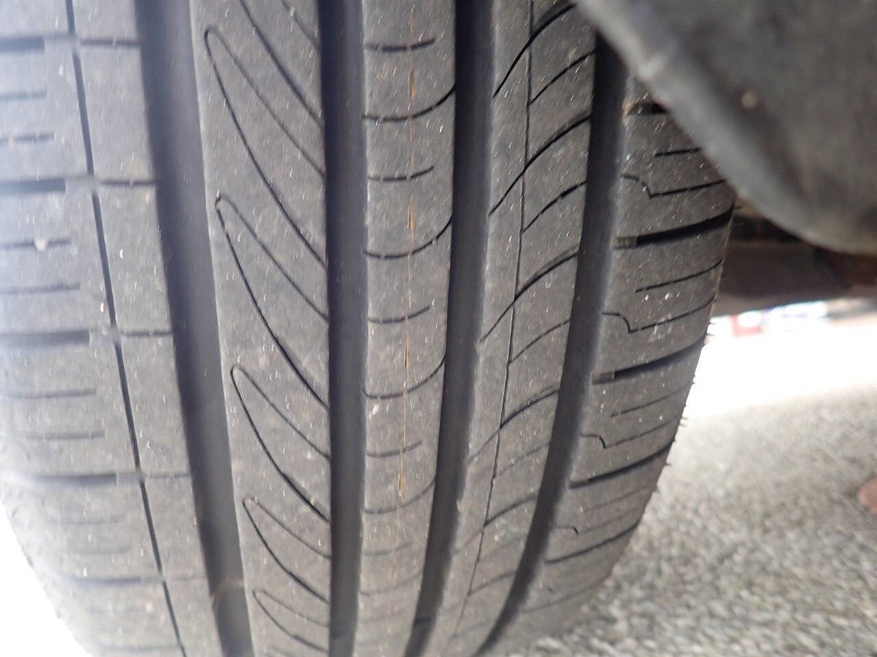 Used 2007 Kia Amanti w/ Leather Pkg image 29