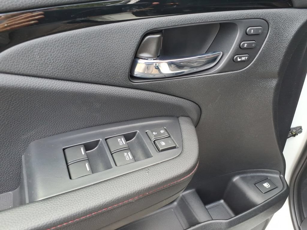 New 2026 Honda Ridgeline Black Edition image 9