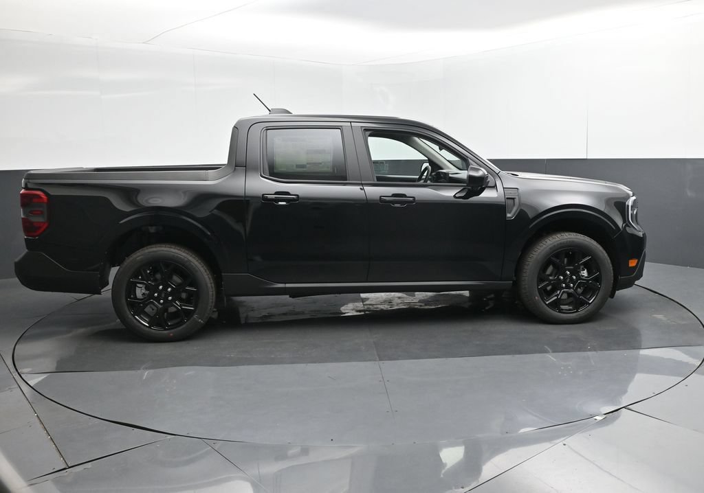 New 2025 Ford Maverick Lariat w/ Black Appearance Package AWD/4WD image 31