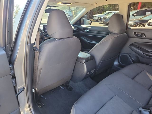 Used 2024 Nissan Altima 2.5 SV image 14