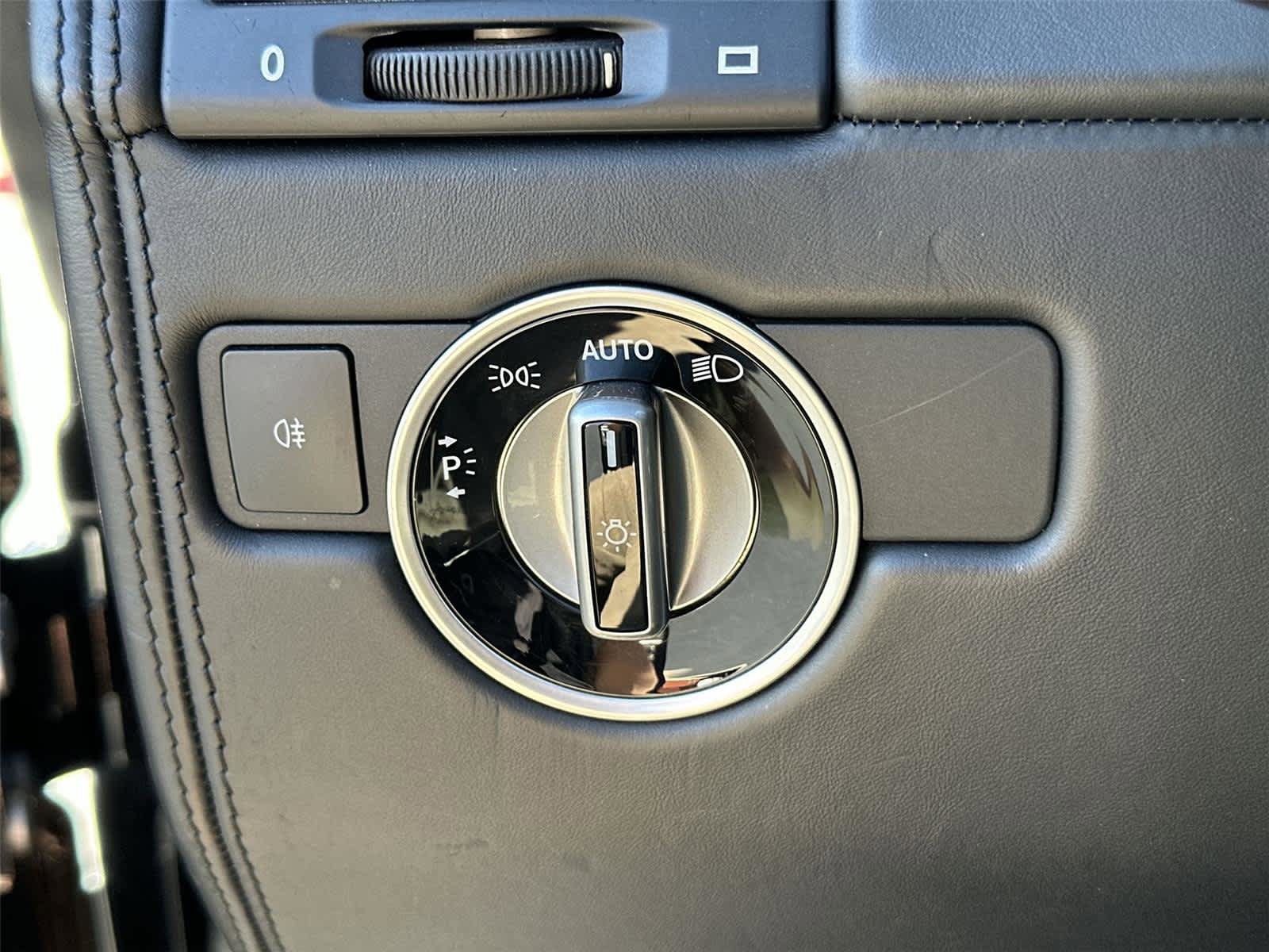 Used 2016 Mercedes-Benz G 63 AMG 4MATIC image 41