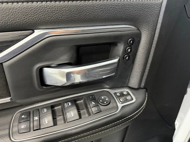 Used 2023 RAM 2500 Laramie w/ Night Edition AWD/4WD image 9