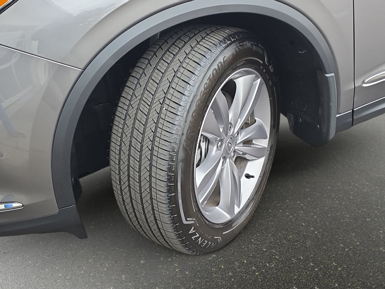 Used 2024 Acura MDX SH-AWD image 32