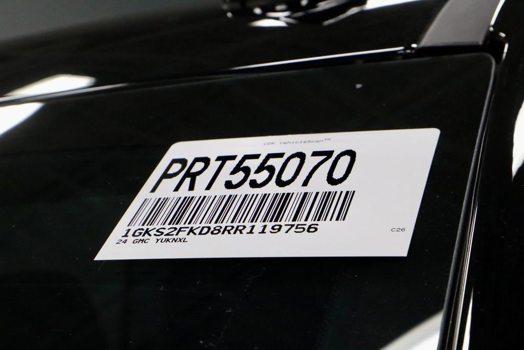 Used 2024 GMC Yukon XL SLE image 32