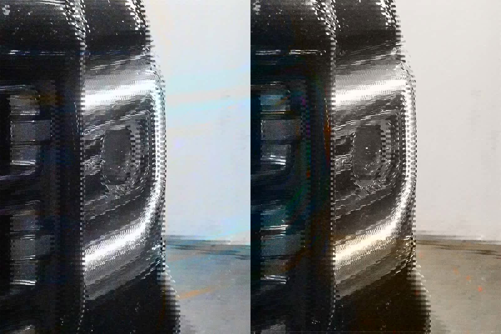 Used 2017 GMC Sierra 1500 SLT w/ All Terrain X Package image 4