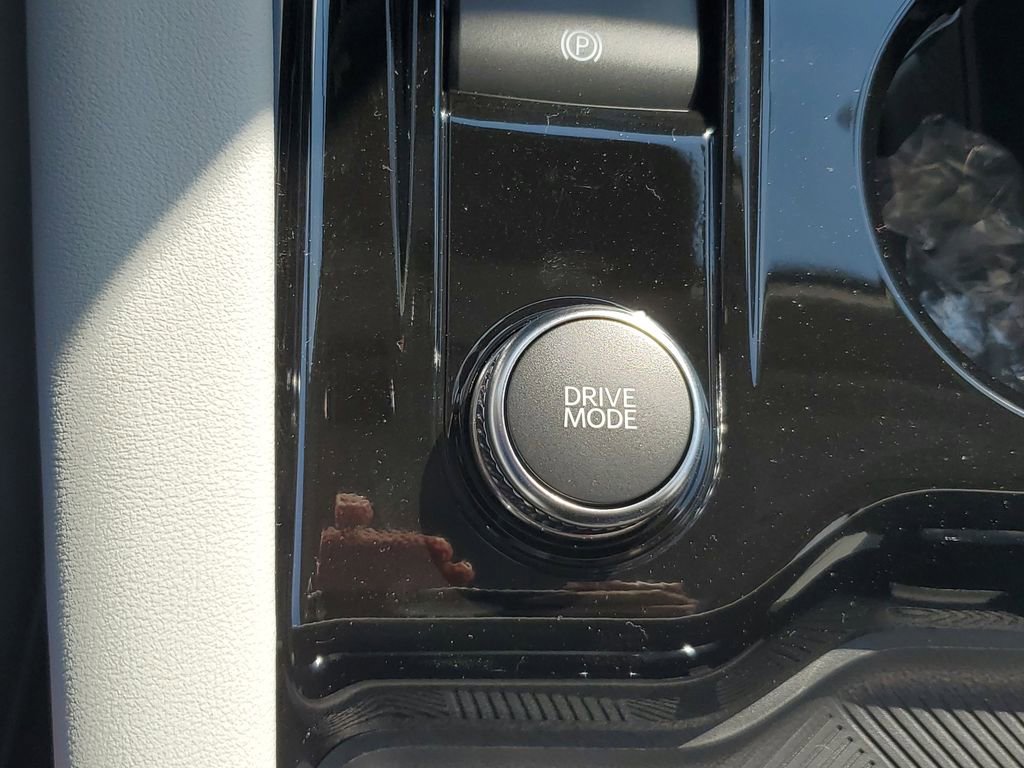 New 2026 Ford Explorer Platinum image 28