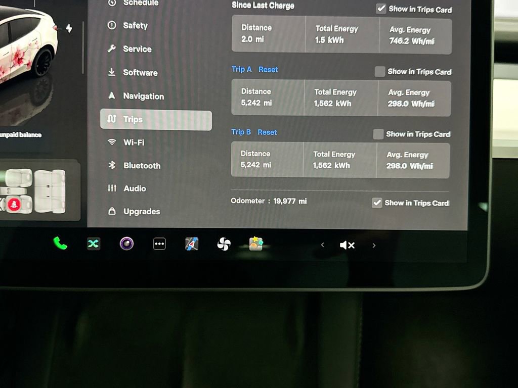 Used 2023 Tesla Model Y Performance image 33