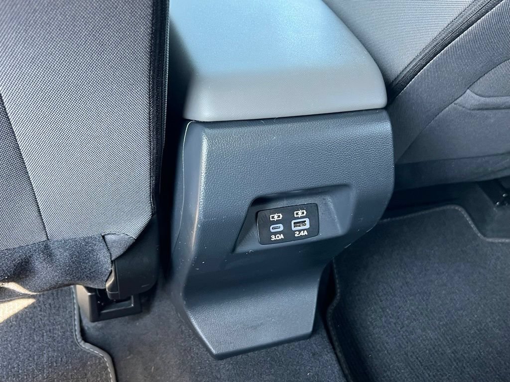 Used 2025 Subaru Crosstrek 2.5i Premium AWD/4WD image 18