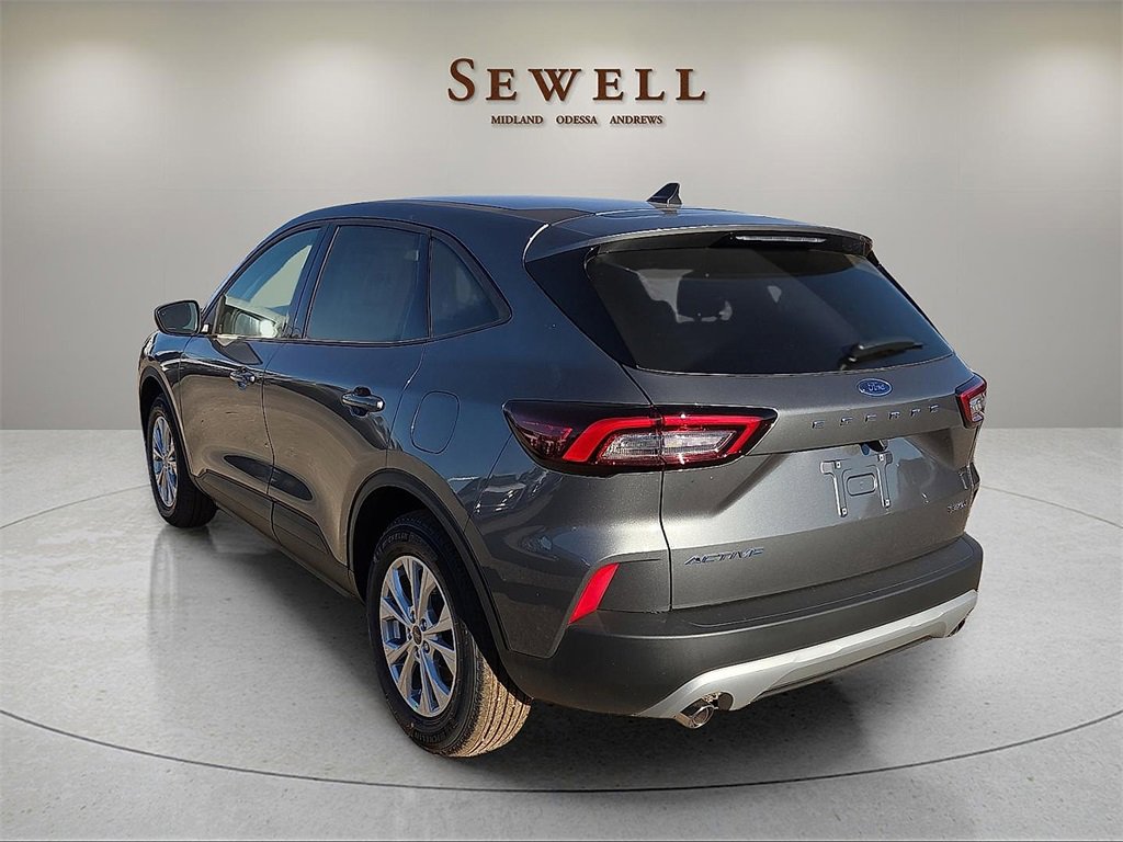 New 2026 Ford Escape Active image 3