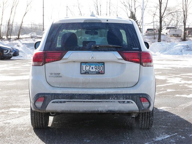 Used 2020 Mitsubishi Outlander ES image 6