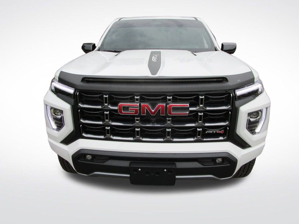Used 2025 GMC Canyon AT4 w/ Technology Plus Package image 4