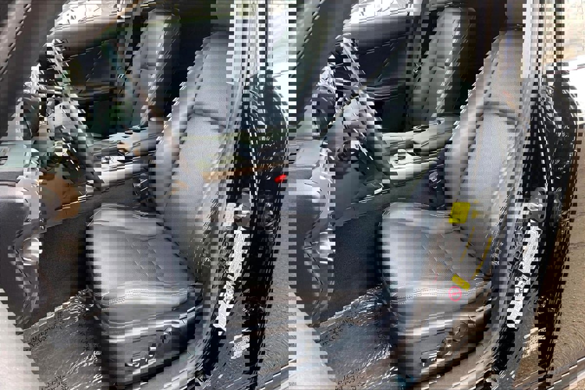 Used 2015 Lexus IS 250 w/ Navigation System Package image 22