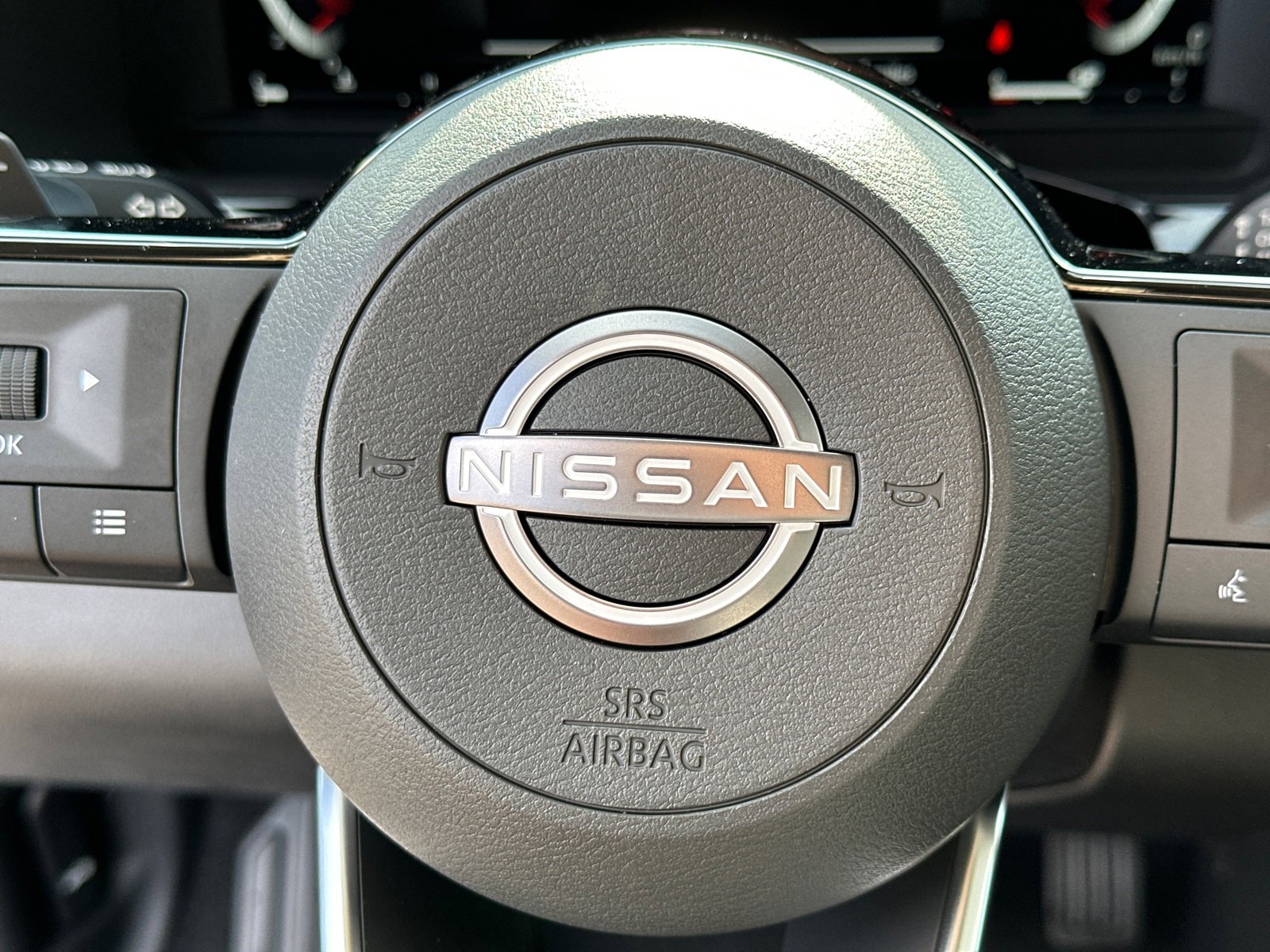 New 2025 Nissan Pathfinder Platinum image 26