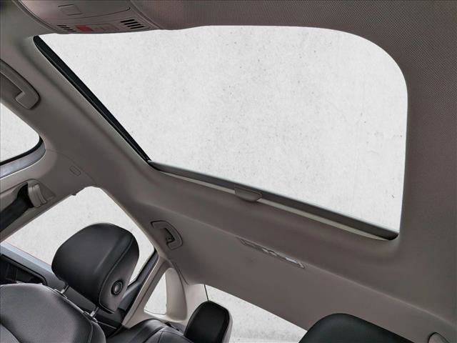 Used 2019 Volkswagen Jetta SEL Premium image 15