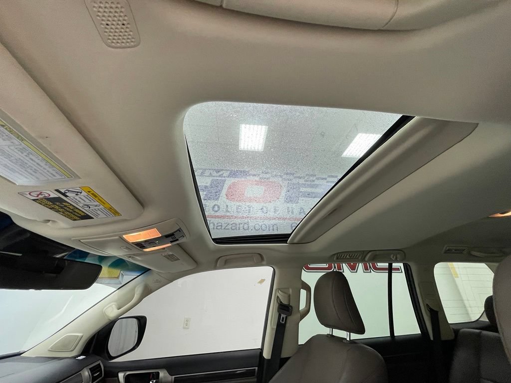 Used 2021 Lexus GX 460 Luxury w/ Sport Design Package AWD/4WD image 17