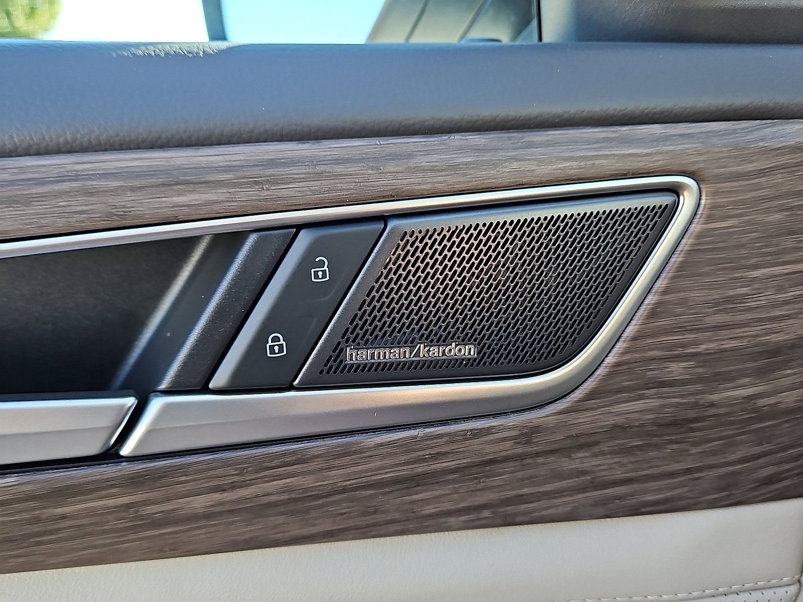 New 2026 Volkswagen Atlas SEL Premium R-Line image 16