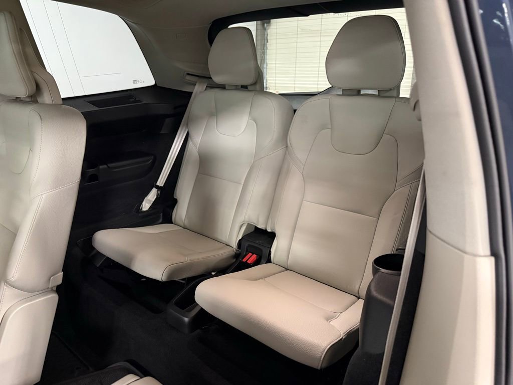 Used 2024 Volvo XC90 B6 Plus w/ Protection Package Premier AWD/4WD image 18